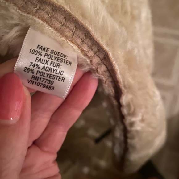 Coat - Picture 3 of 3